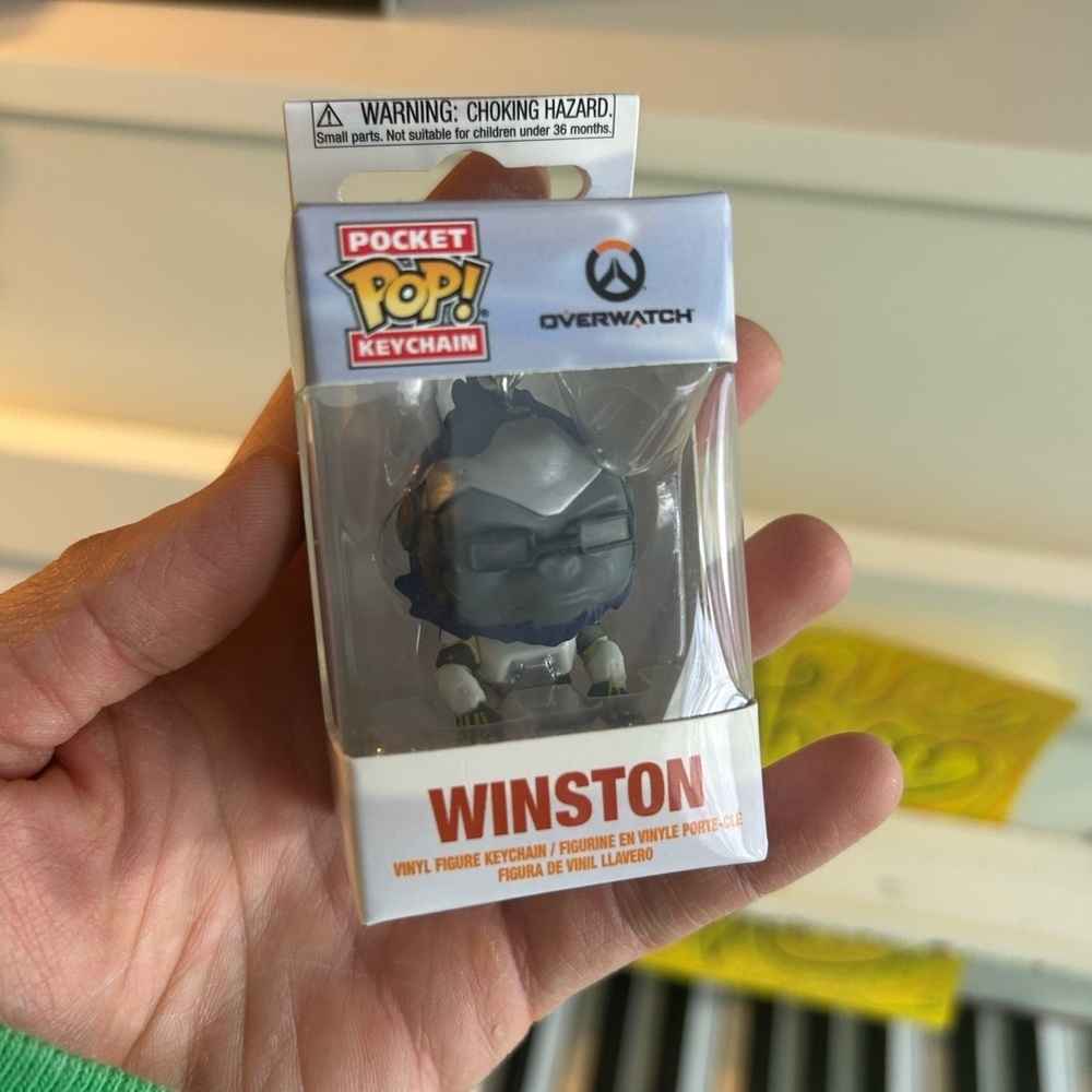 Funko Pocket Pop! Overwatch Keychain - Winston - Picture 1 of 6